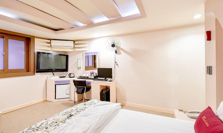 Motel Click 21 à Busan Extérieur photo