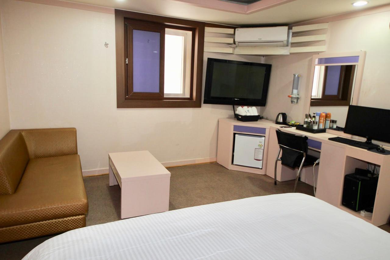 Motel Click 21 à Busan Extérieur photo