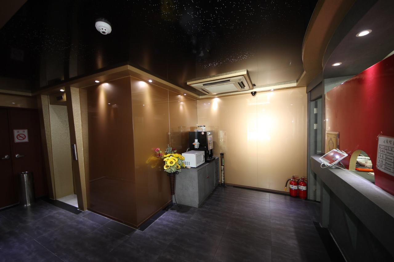 Motel Click 21 à Busan Extérieur photo