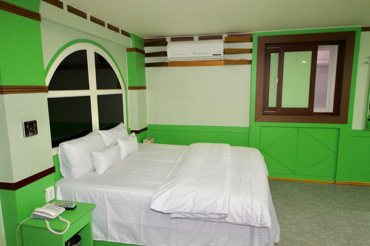Motel Click 21 à Busan Extérieur photo