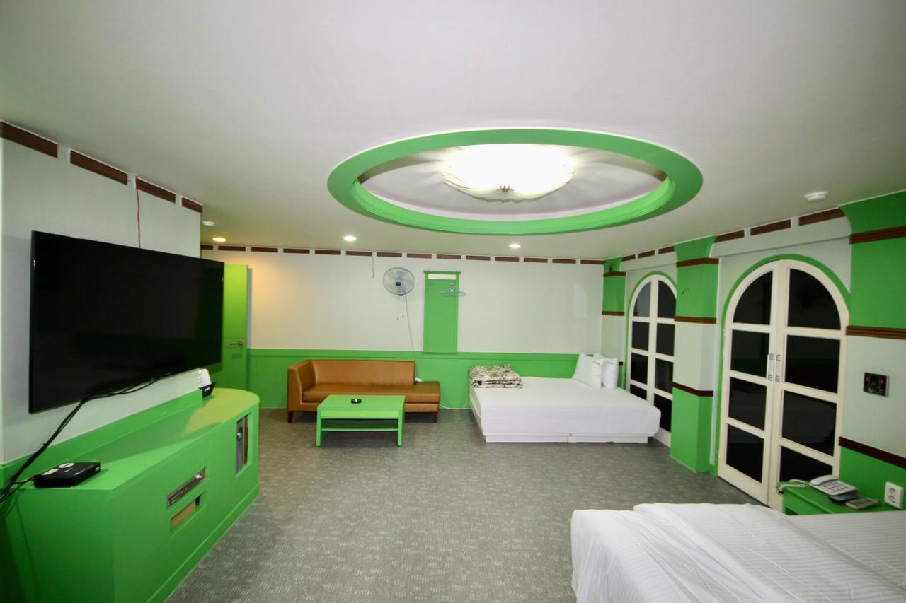 Motel Click 21 à Busan Extérieur photo